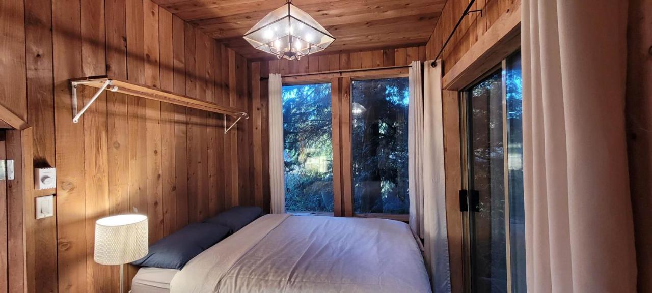 Ocean Views & Sunset Beach Cabin With Soaker Tub & Fire Pit Villa Powell River Exterior foto